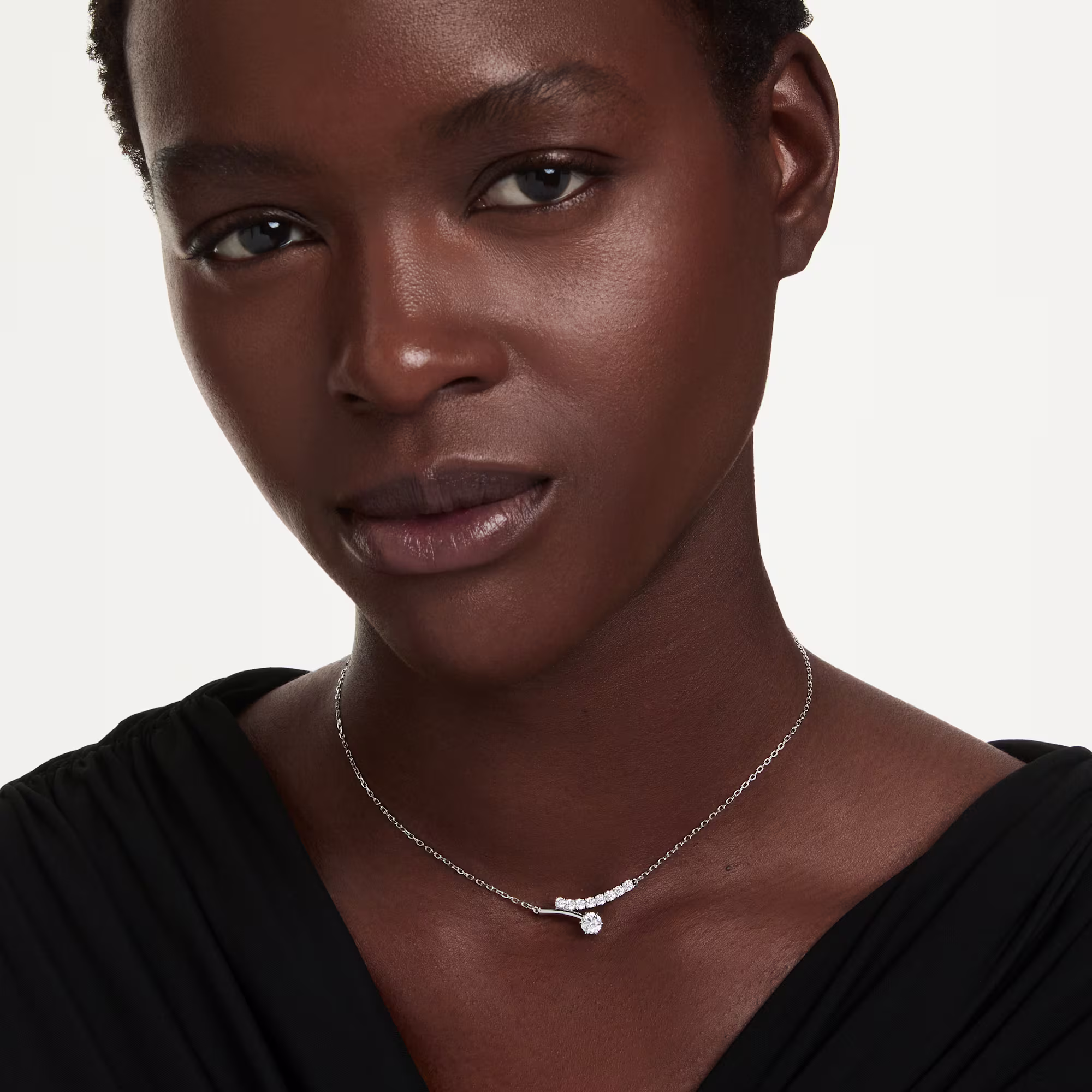 Matrix necklace